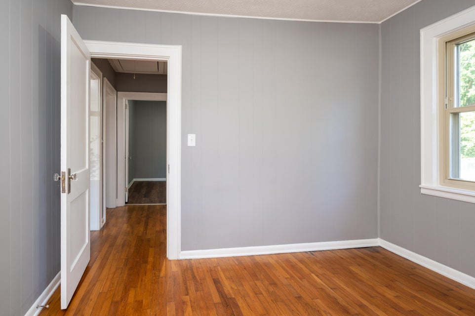 Photo #8: 1623 Woodside Drive