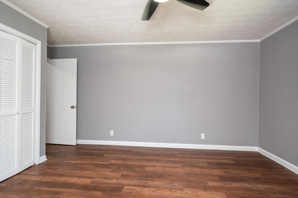 Photo #29: 1623 Woodside Drive