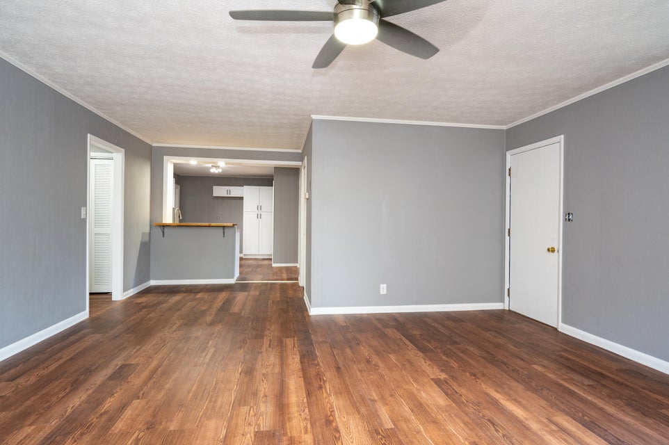 Photo #19: 1623 Woodside Drive