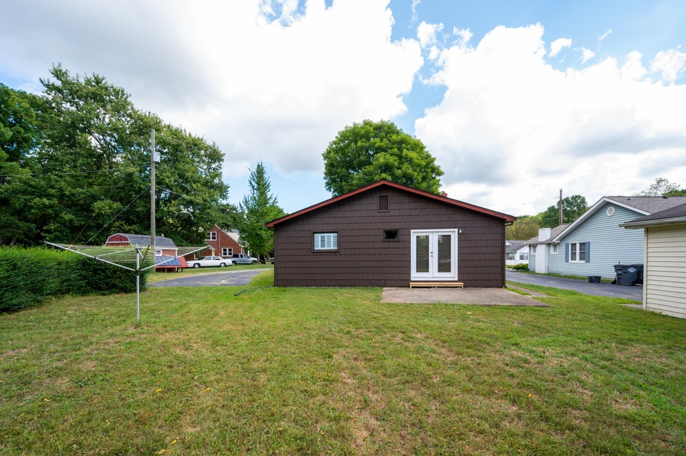 Photo #39: 1623 Woodside Drive