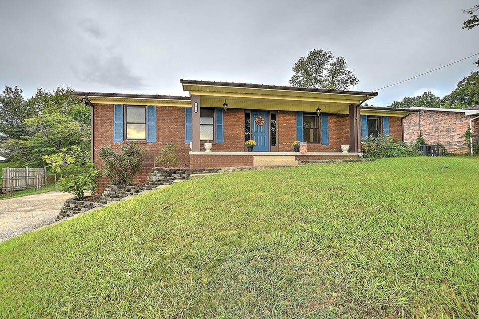 Photo #33: 1028 Starling Drive