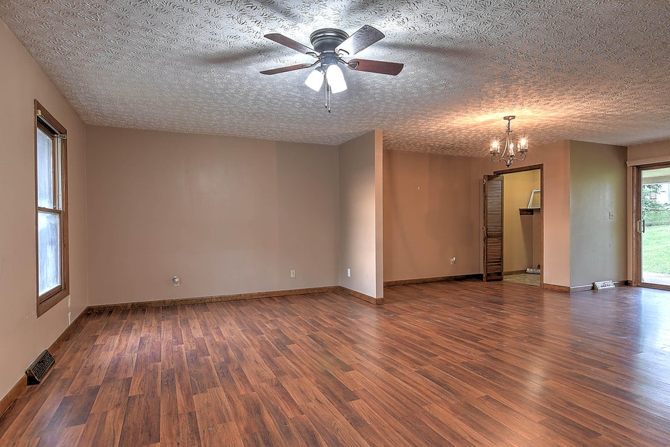 Photo #2: 1028 Starling Drive