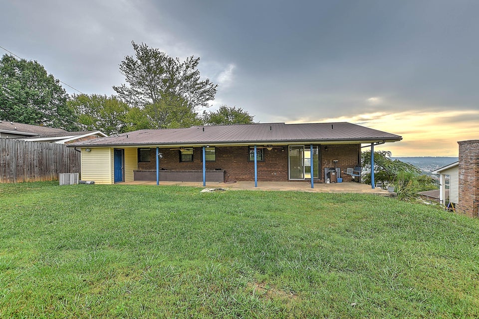 Photo #30: 1028 Starling Drive