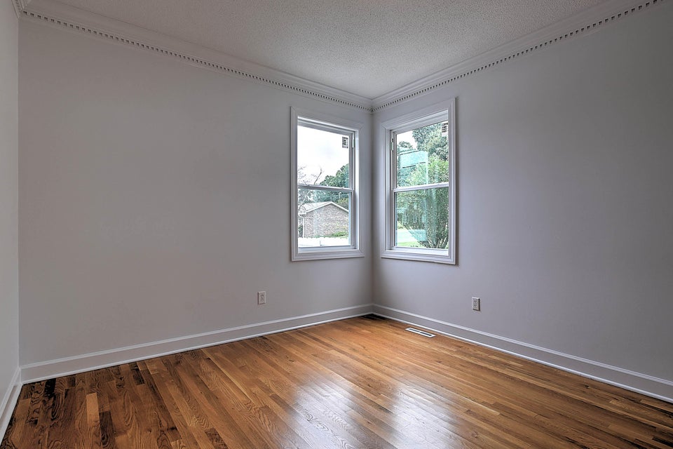 Photo #24: 106 Woodbriar Drive