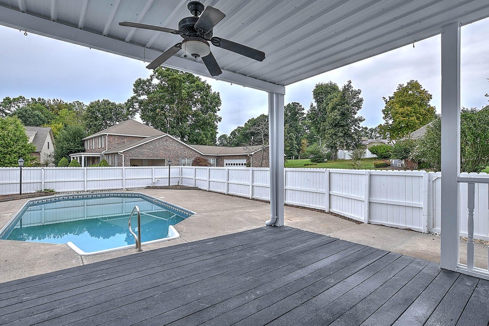 Photo #44: 106 Woodbriar Drive