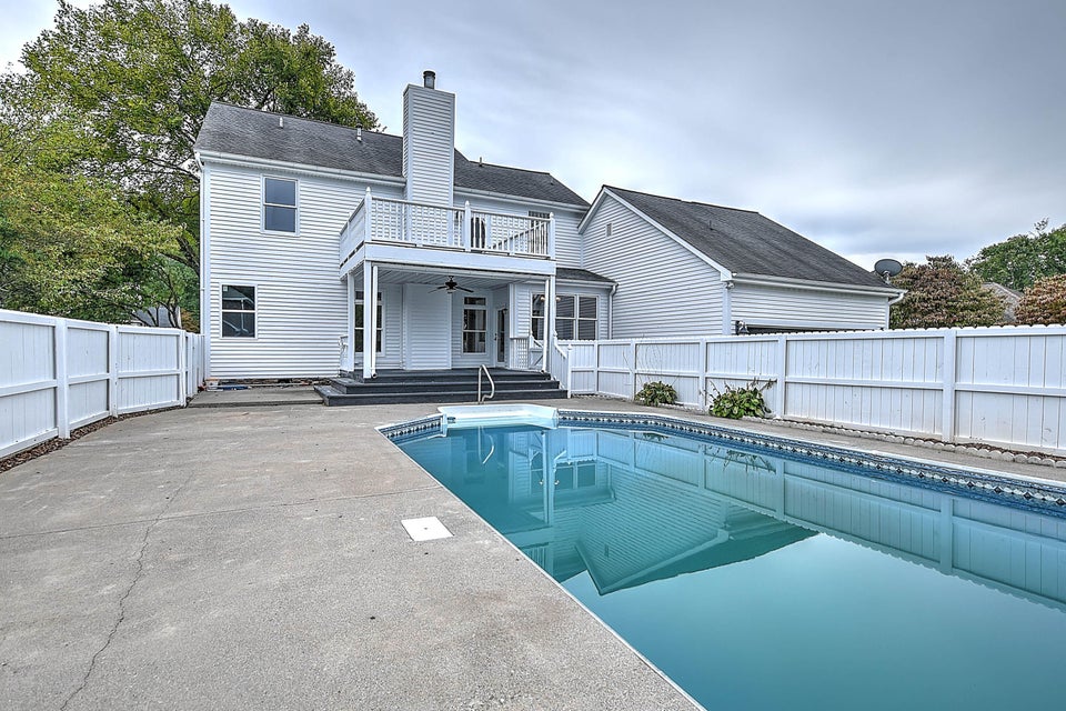 Photo #47: 106 Woodbriar Drive