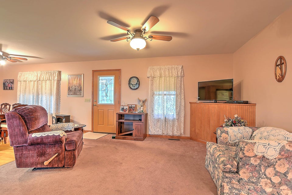 Photo #7: 143 Walnut Grove Drive
