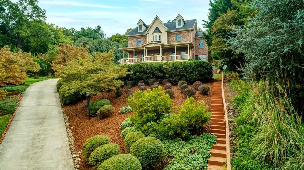Photo #9: 2002 Millbrook Drive
