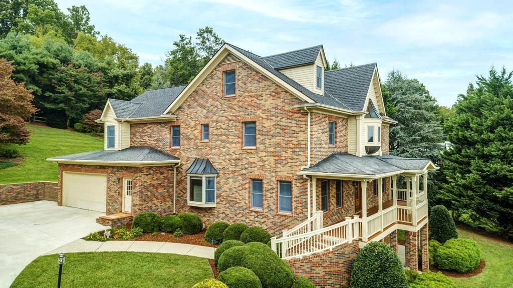 Photo #12: 2002 Millbrook Drive