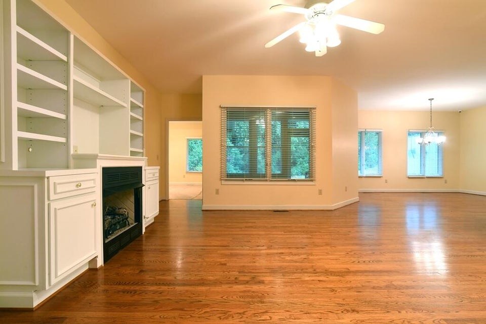 Photo #8: 110 Hampton Drive