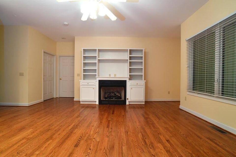 Photo #10: 110 Hampton Drive