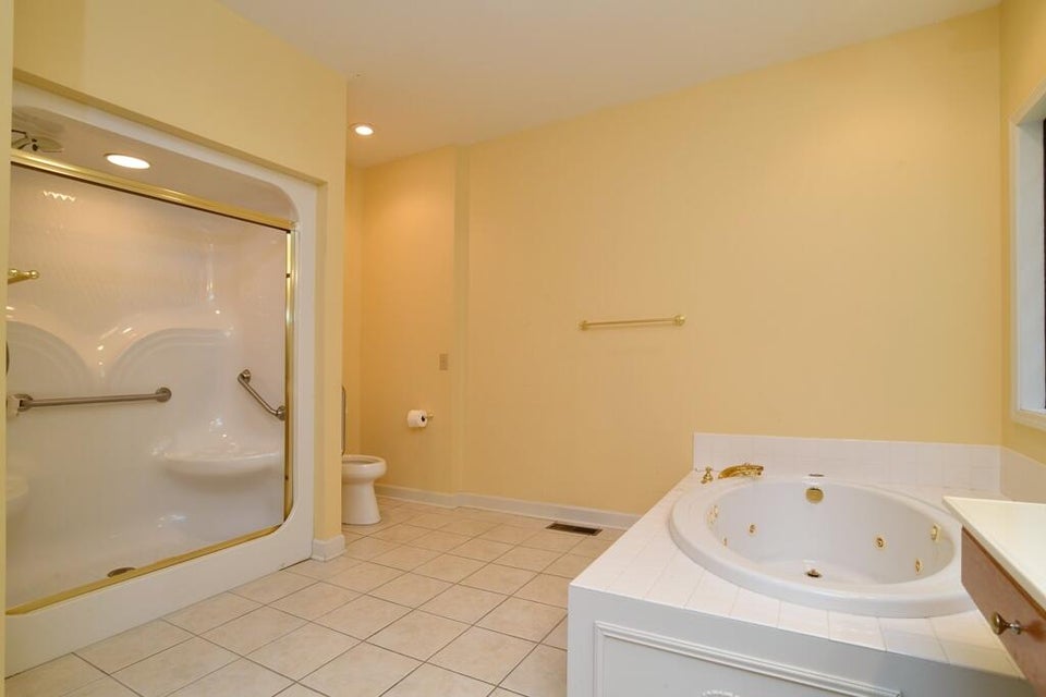 Photo #25: 110 Hampton Drive
