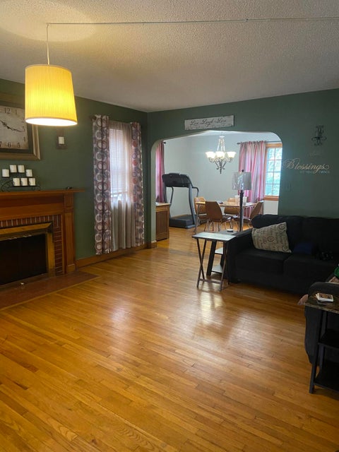 Photo #9: 745 Wood Avenue