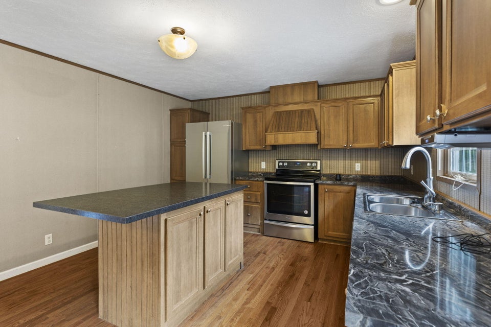 Photo #8: 454 Buncombe Road
