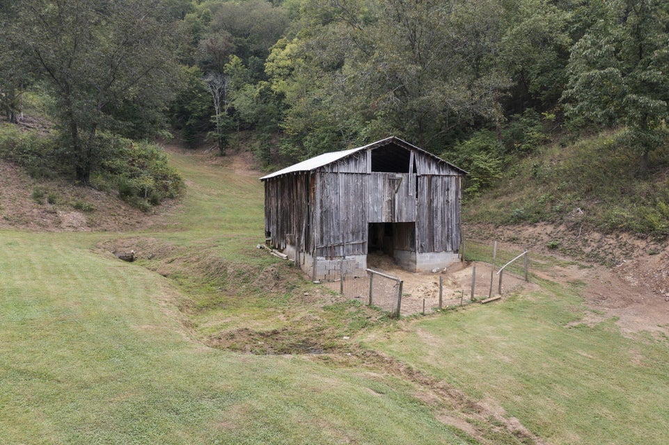 Photo #26: 454 Buncombe Road