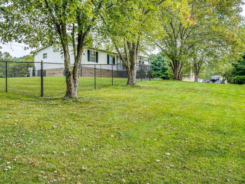 Photo #3: 559 Springdale Drive
