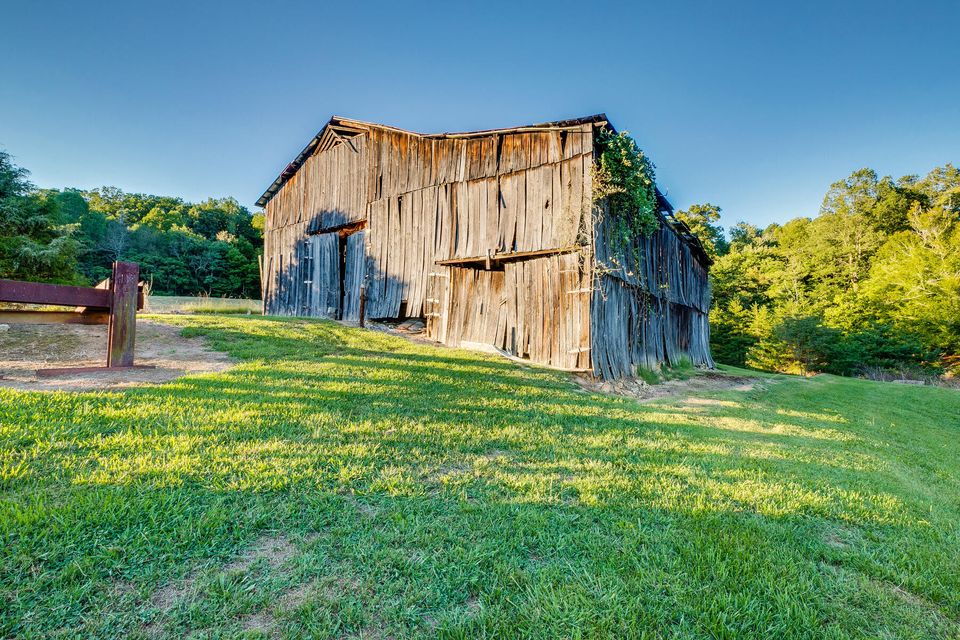 Photo #38: 134 Bunker Hill Road