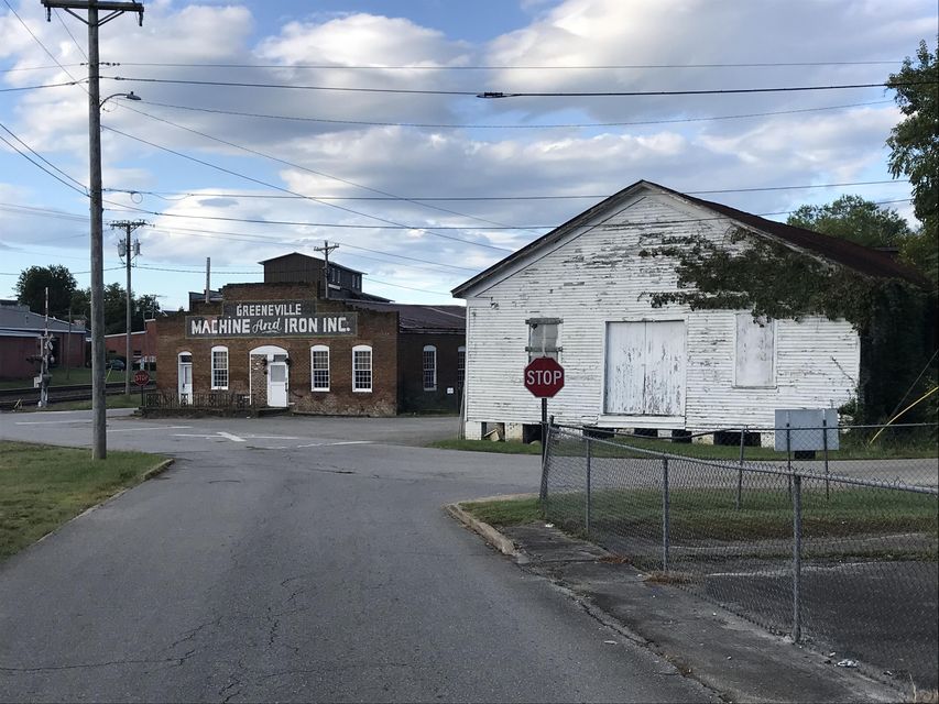 Photo #27: 600 Irish Street