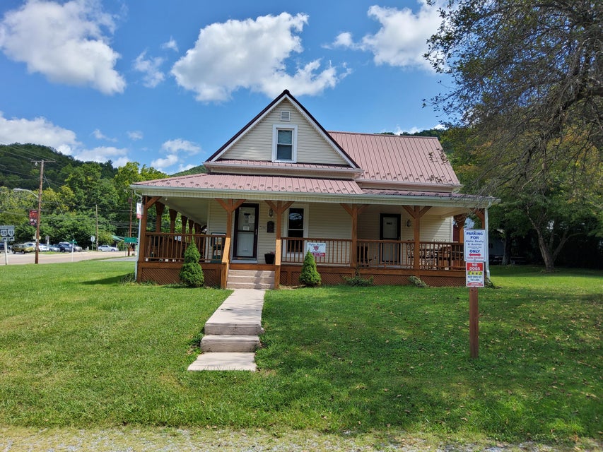 Photo #5: 100 Railroad Avenue