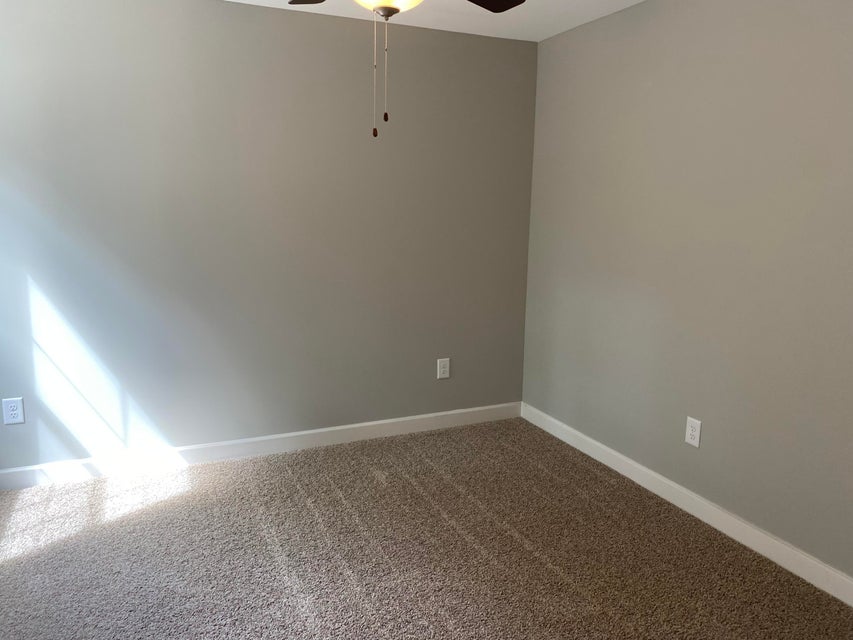 Photo #5: 200 Ridge Pointe Drive