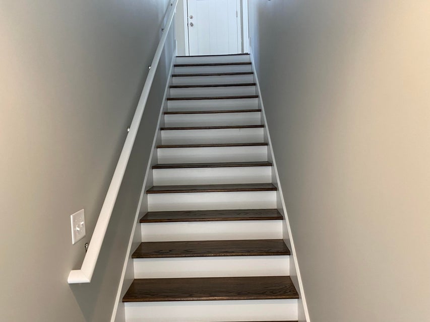 Photo #11: 200 Ridge Pointe Drive