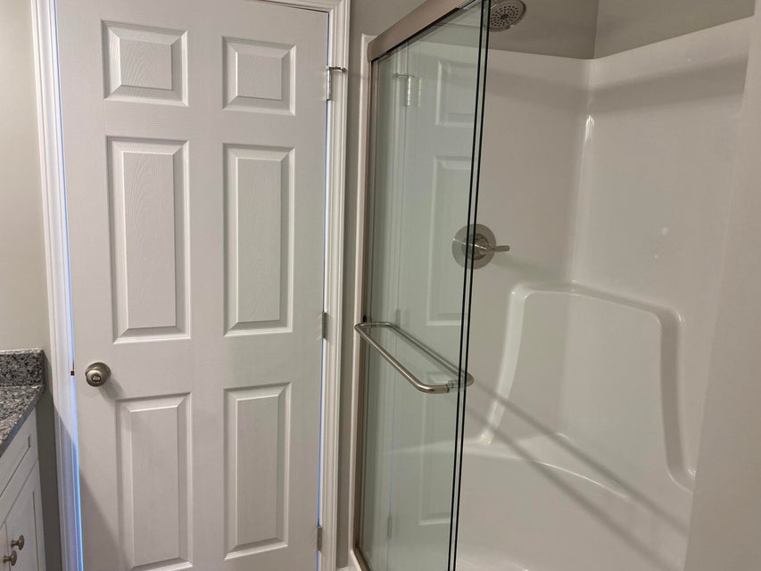 Photo #6: 200 Ridge Pointe Drive