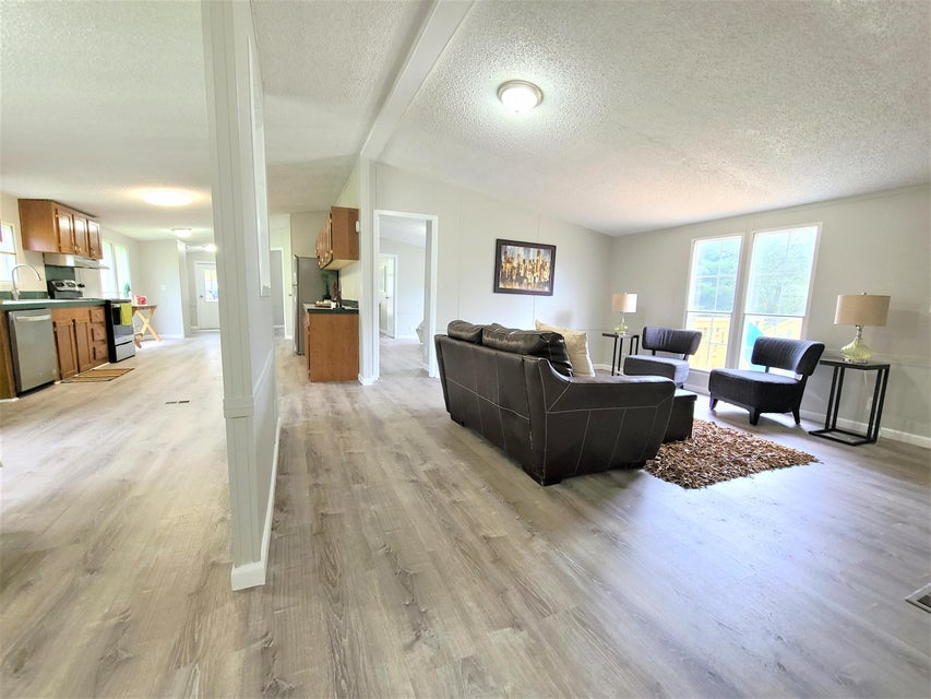 Photo #18: 115 Scarbrough Lane