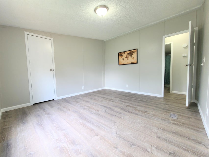 Photo #38: 115 Scarbrough Lane