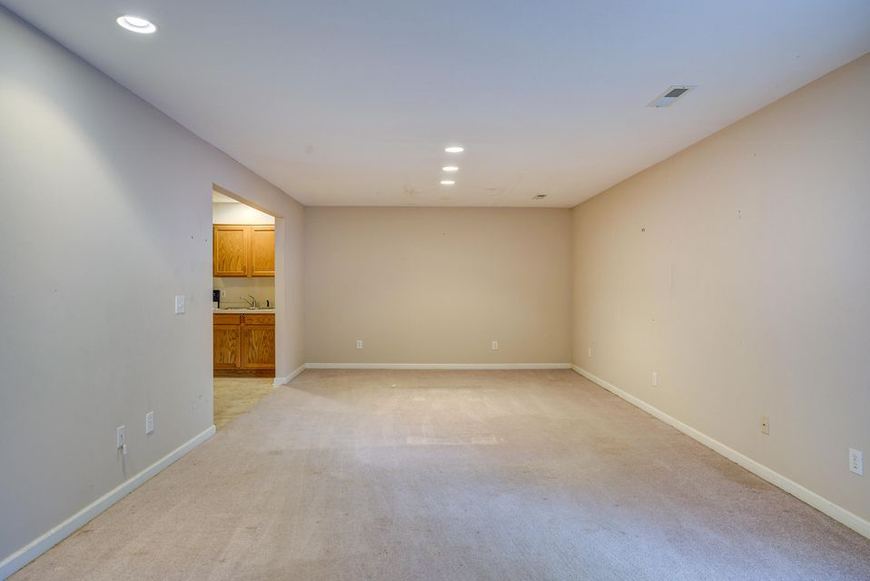 Photo #41: 412 Bellington Drive