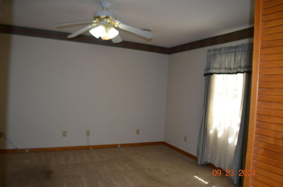 Photo #15: 211 Elm Street