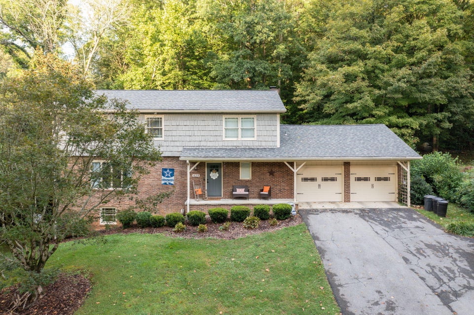 Photo #43: 429 N Holston River Dr