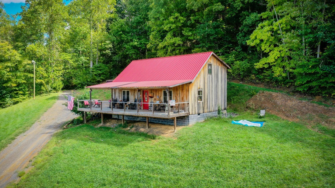 Photo #2: 928 Millers Bluff Road