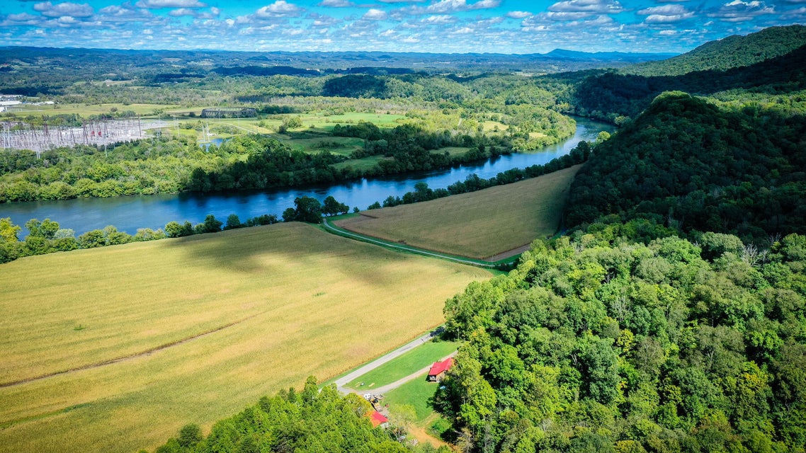 Photo #5: 928 Millers Bluff Road