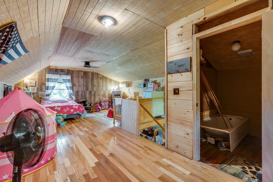 Photo #25: 928 Millers Bluff Road