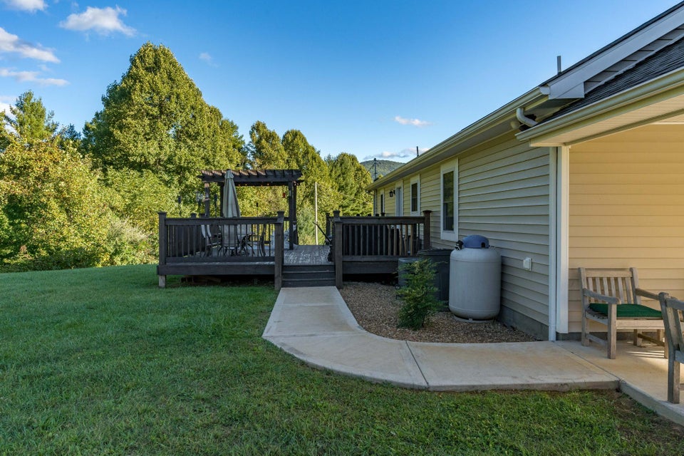 Photo #13: 800 Leason Gregg Road