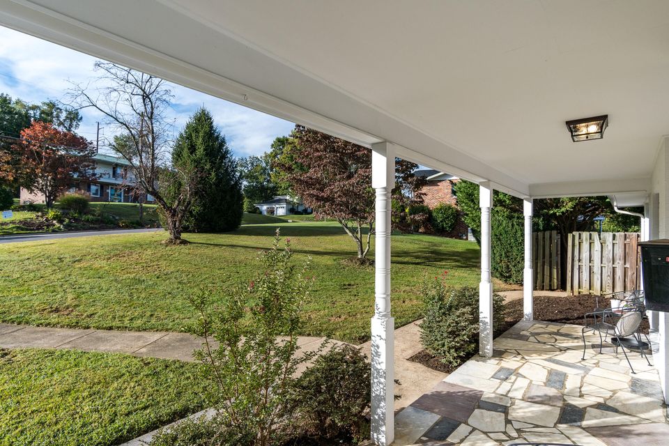 Photo #16: 802 Wedgewood Road