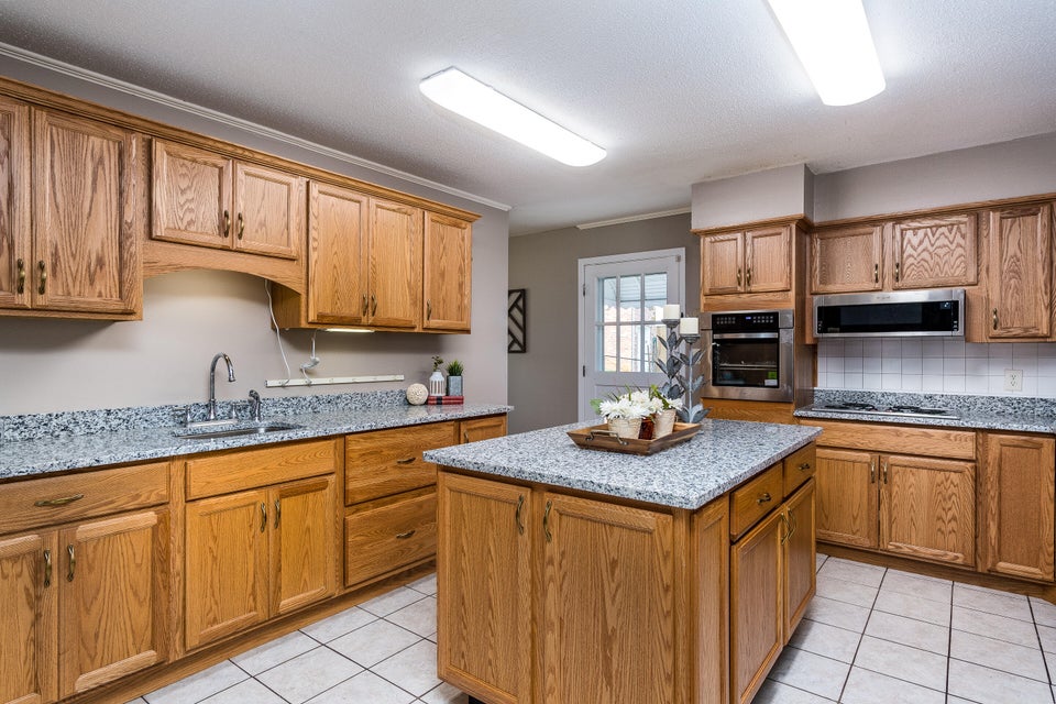 Photo #24: 802 Wedgewood Road