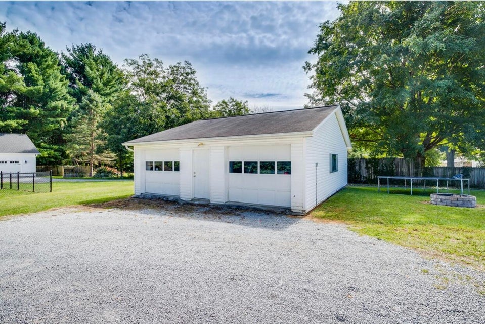Photo #29: 809 Ridgecrest Road