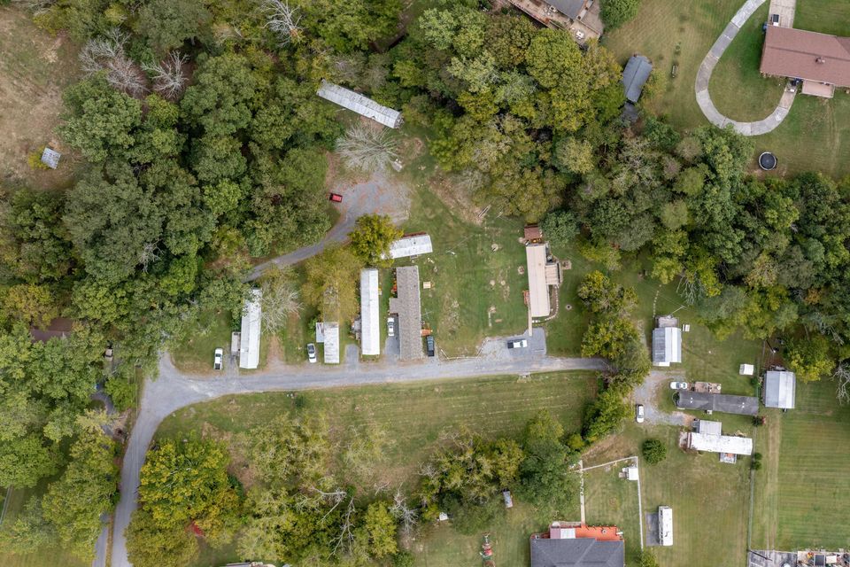 Photo #2: 716 Packing House Road