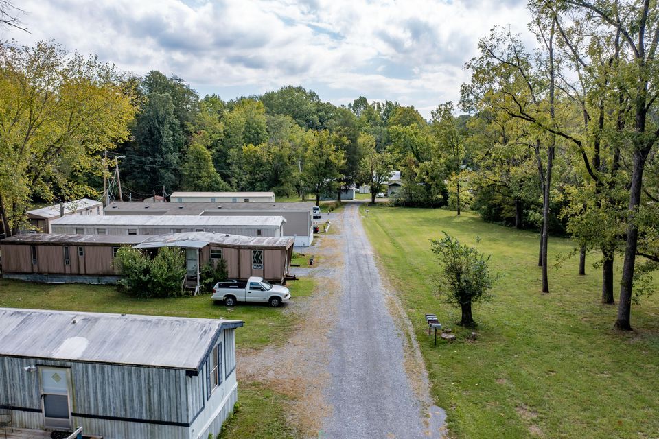 Photo #12: 716 Packing House Road