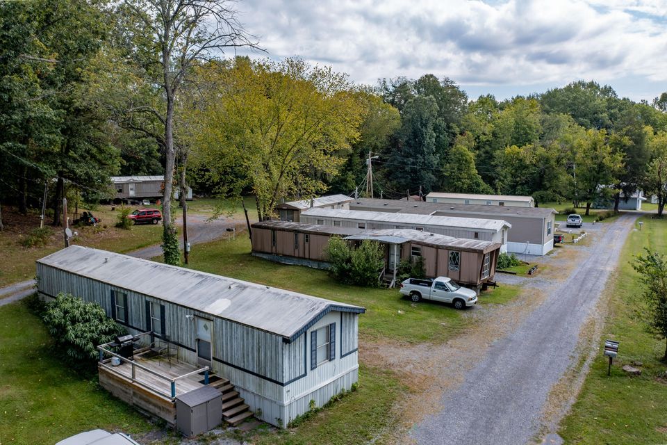 Photo #13: 716 Packing House Road