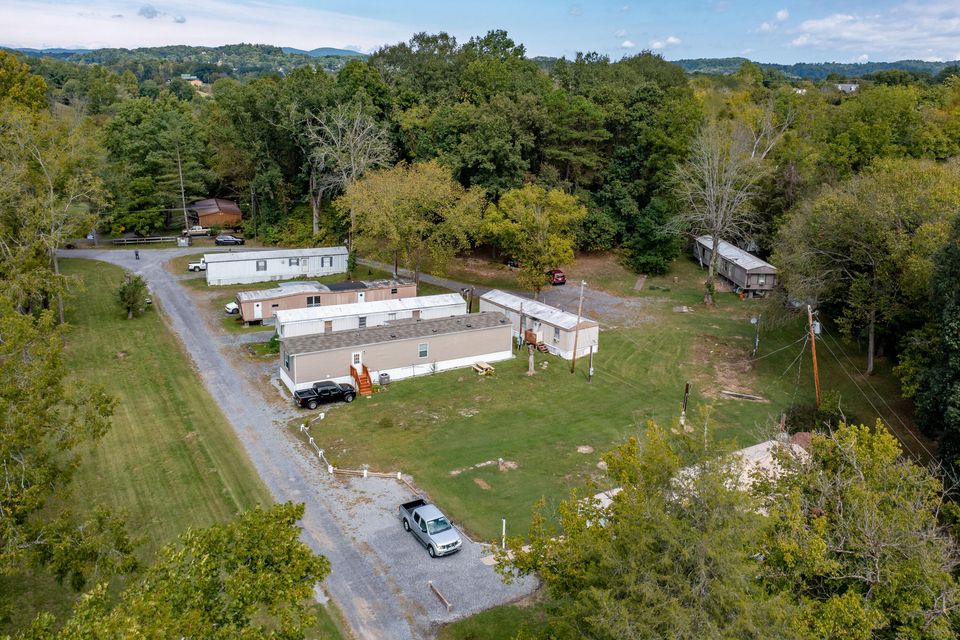 Photo #15: 716 Packing House Road