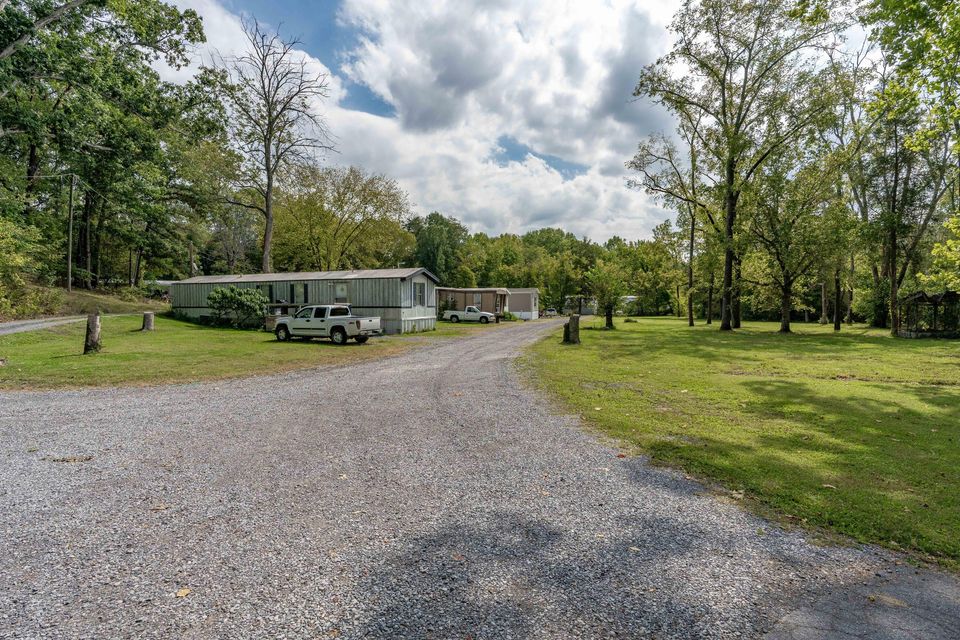 Photo #17: 716 Packing House Road
