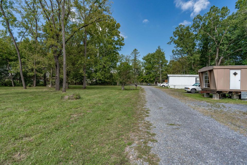 Photo #23: 716 Packing House Road