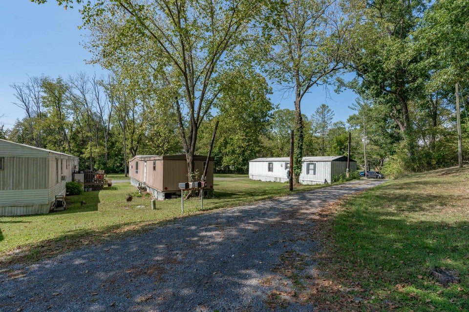 Photo #38: 716 Packing House Road