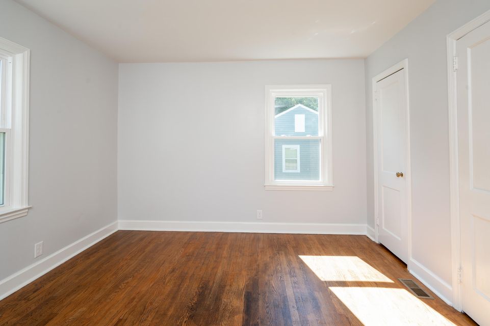 Photo #26: 146 Birch Street