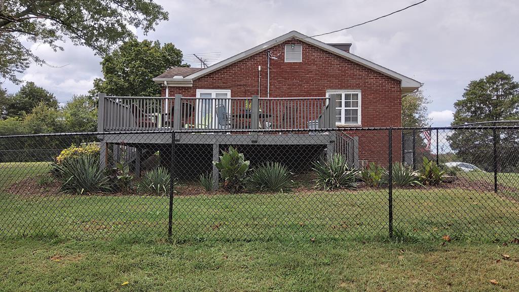 Photo #12: 910 Bill Welch Lane