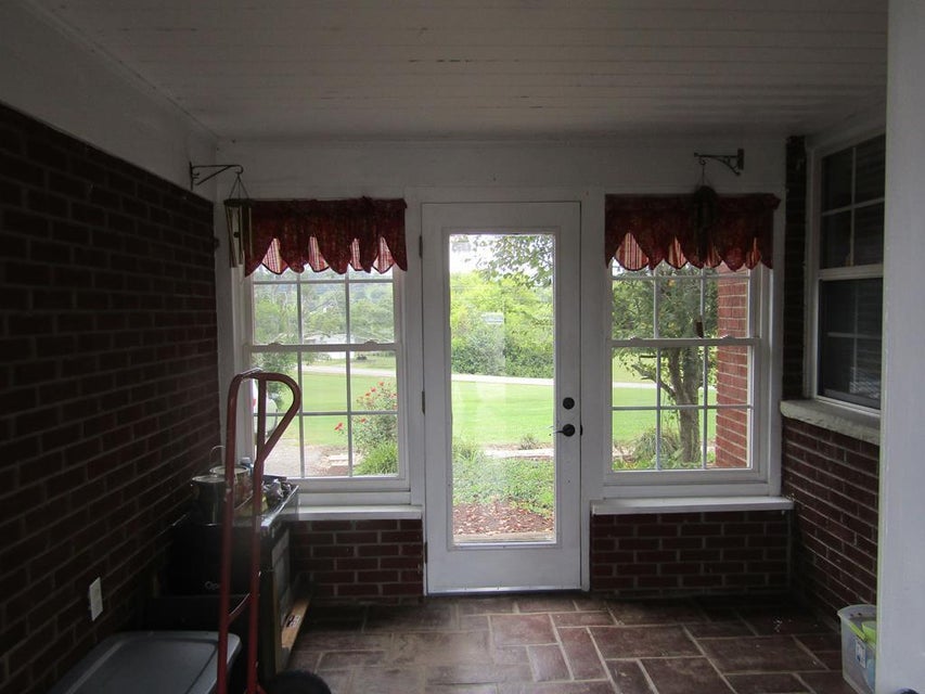 Photo #33: 910 Bill Welch Lane