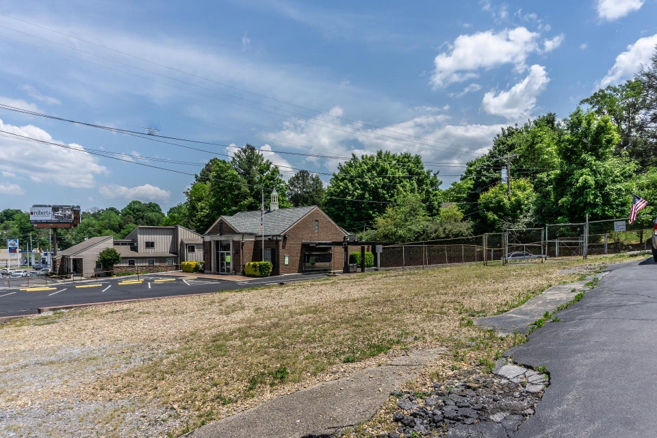 Photo #45: 570 Tusculum Blvd.