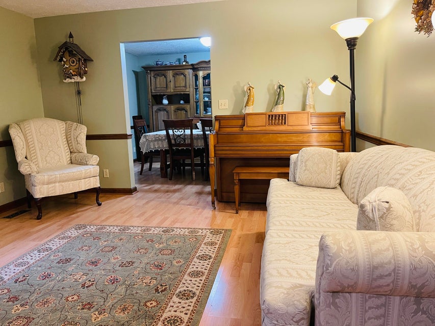 Photo #2: 212 Canongate Road